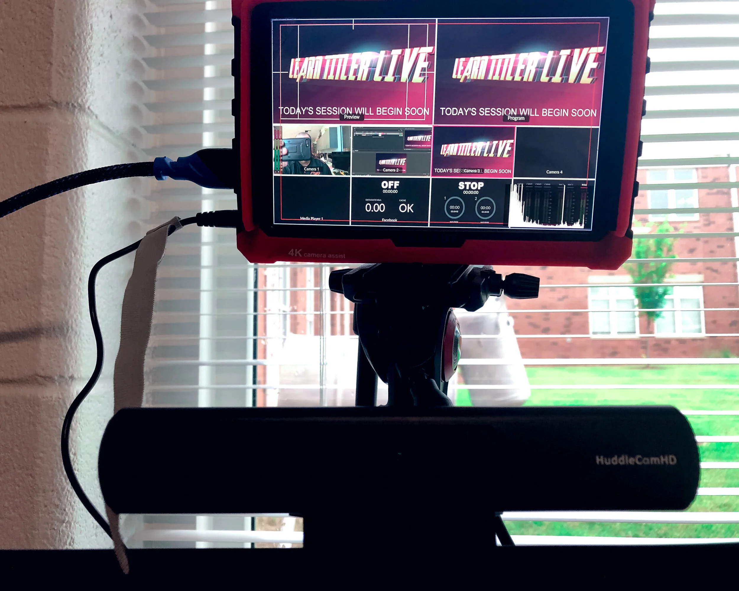 その他 ATEM Mini Pro & Audio Extractor + SMX-30 ATEM Mini | Blackmagic Design
